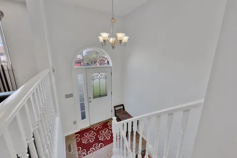 34 PHAIR Crescent, ON N5Z 5B5