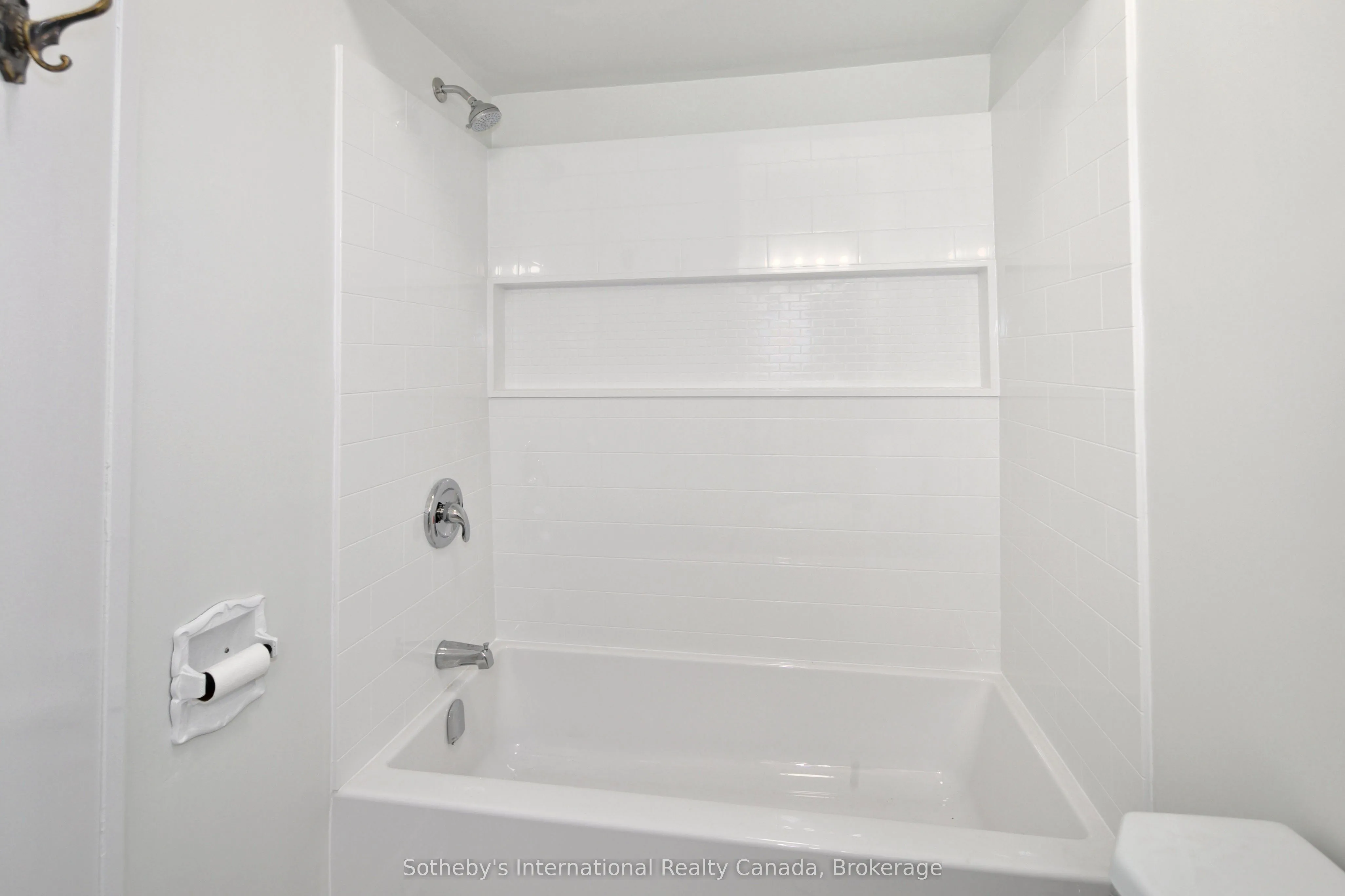 104 Sykes Street, ON N4L 1W9