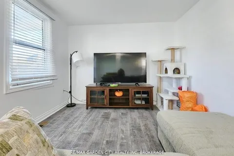 43 ST GEORGE Street, ON L2M 5P5