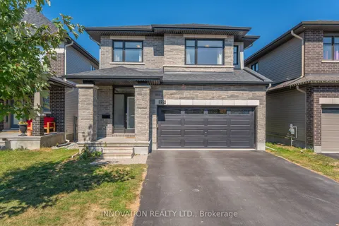 229 Osterley Way, ON K2S 2P2