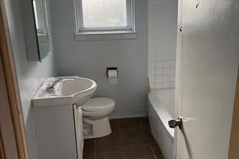 10 Glenellen Drive, ON L2M 5Y7