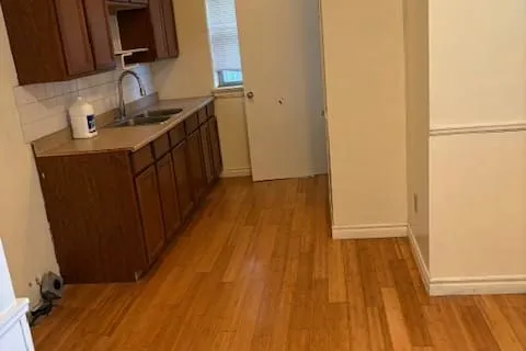 10 Glenellen Drive, ON L2M 5Y7