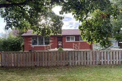 10 Glenellen Drive, ON L2M 5Y7