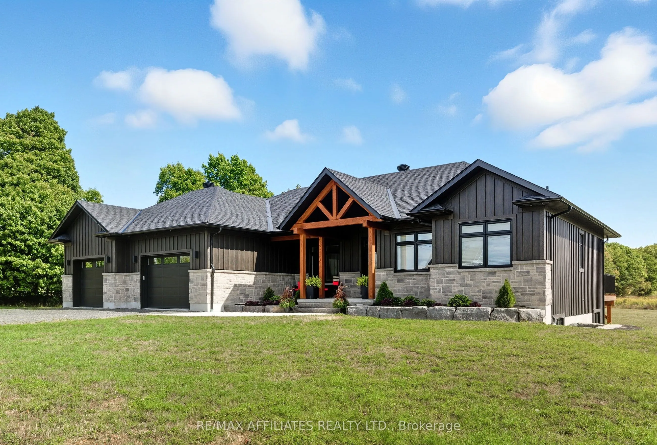 61 Old Kingston Road, ON K0G 1L0