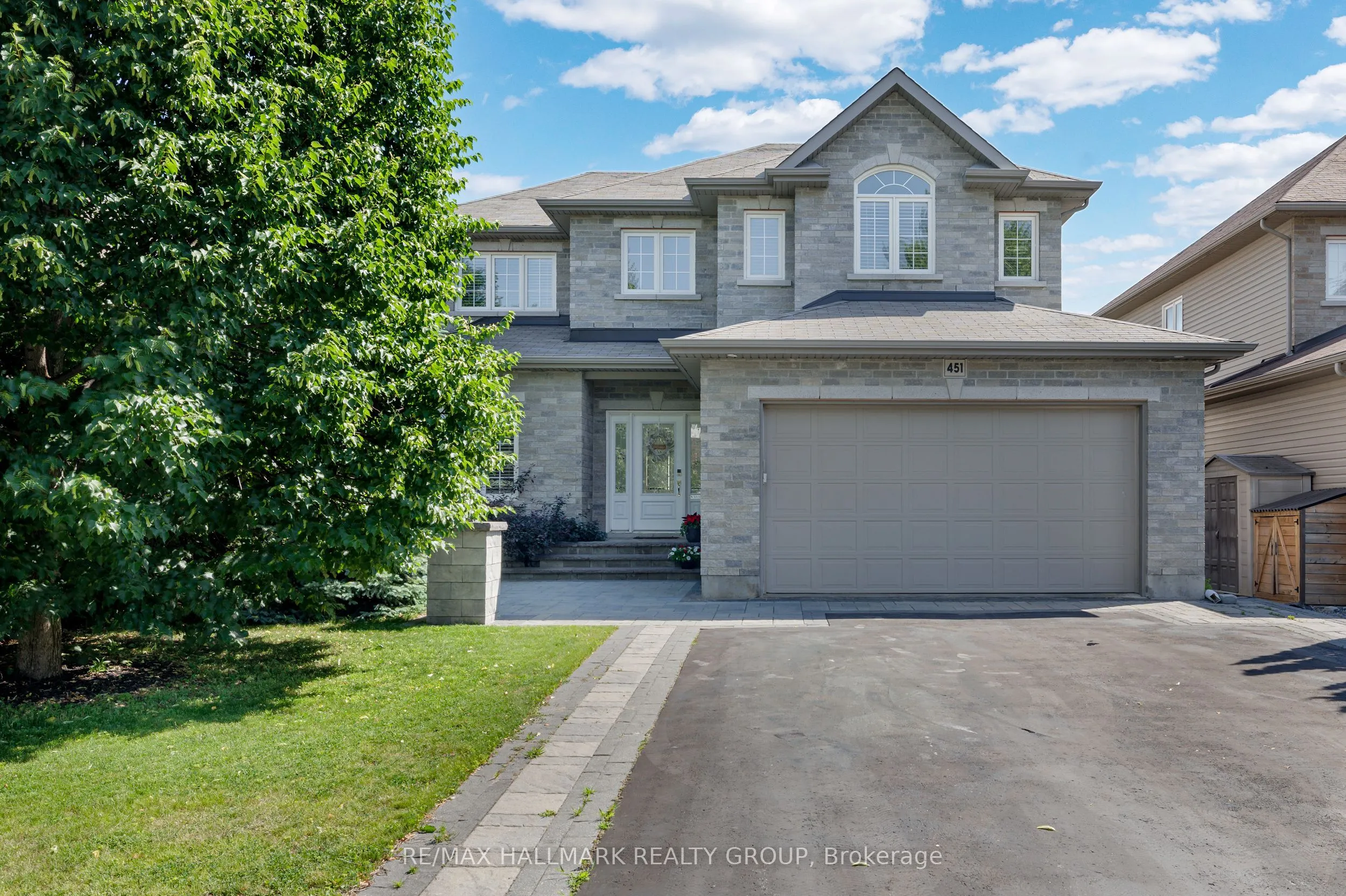 451 LANDSWOOD Way, ON K2S 0A4