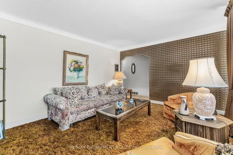 323 North Cayuga Street, ON N1A 1P4