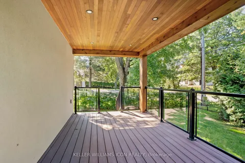 320 Hillcrest Road, ON K1M 0J6