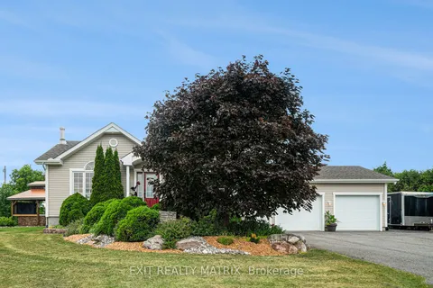 2713 County Road 3 Road, ON K0C 2B0