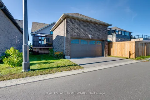 233 Strachan Street, ON L1A 0E7