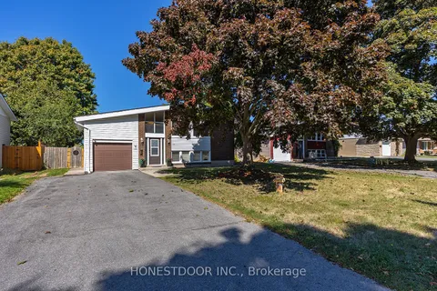 172 Casterton Avenue, ON K7M 1R5