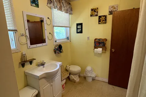 PL27561 LT 3 PL M978 N/A, ON P4N 7C5