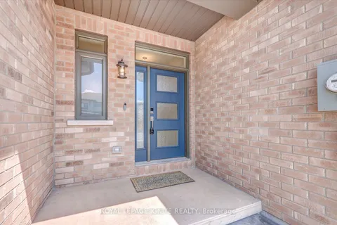 12 Otonabee Street, ON K8N 0T3