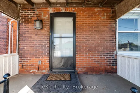 63 Guelph Street, ON N5A 3W7