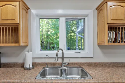 462434 Concession 24 Concession, ON N0H 2T0