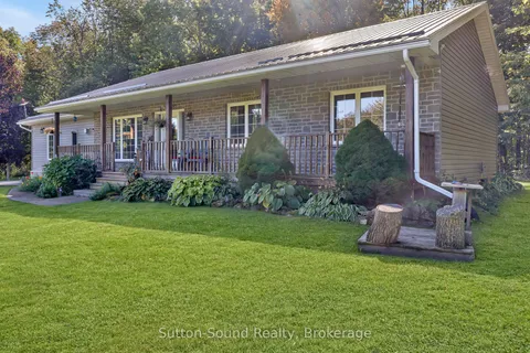 462434 Concession 24 Concession, ON N0H 2T0