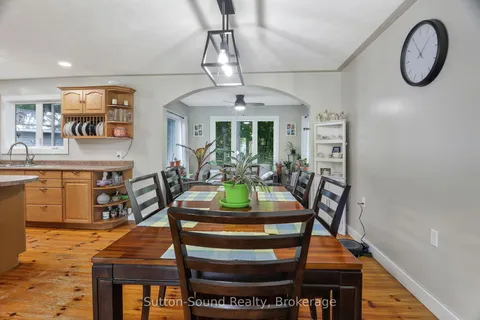 462434 Concession 24 Concession, ON N0H 2T0