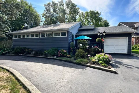 102 Jarrett Place, ON N1A 3E5