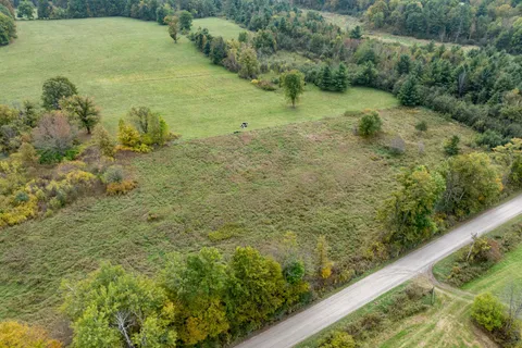 PT 4 McAndrews Road, ON K0G 1X0