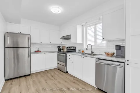 12 McCurdy Road, ON N1G 4Y6