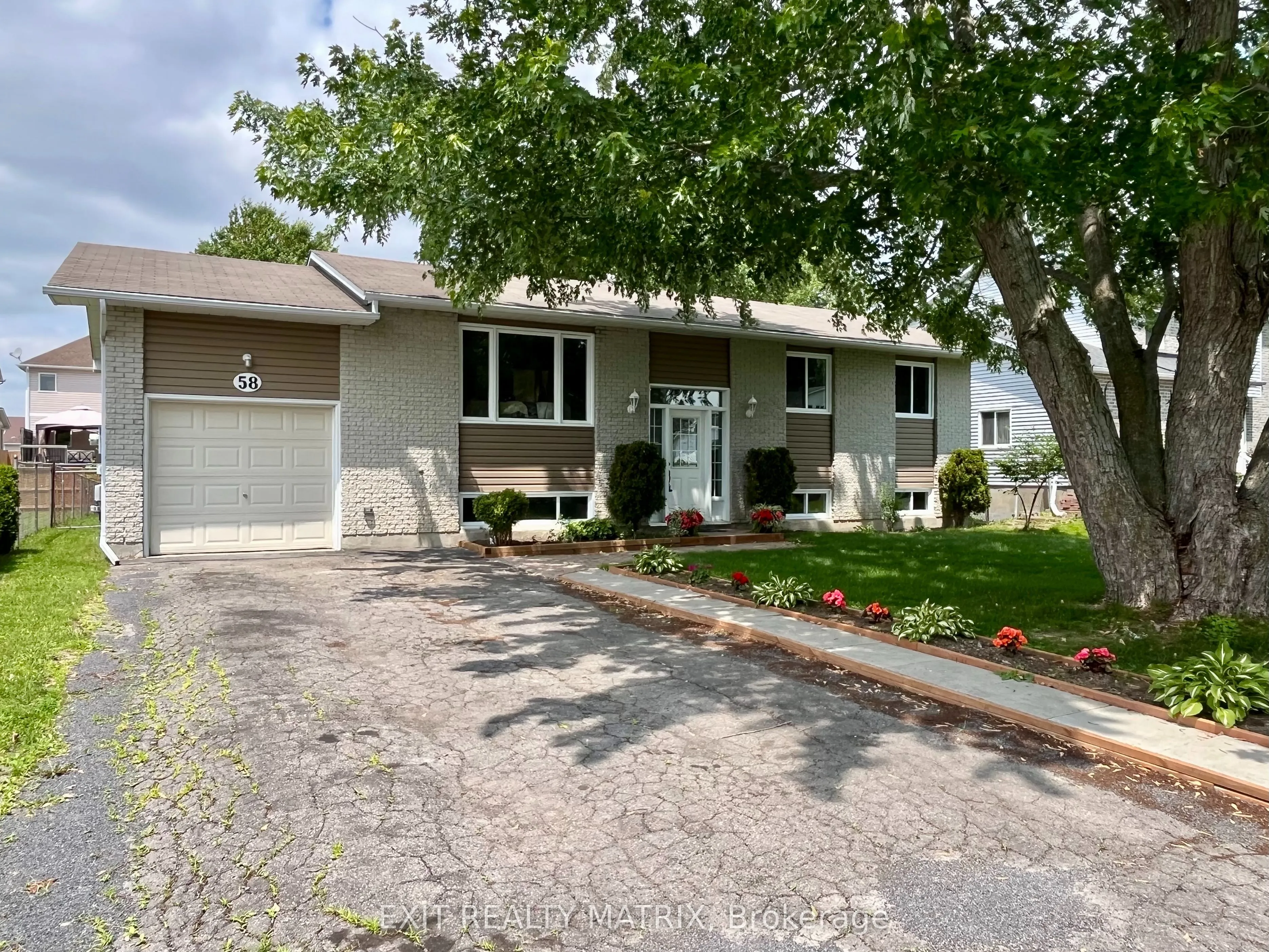 58 Castlebeau Street, ON K0A 1W0