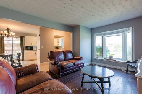 160 Northwood Drive, ON L3C 6V9