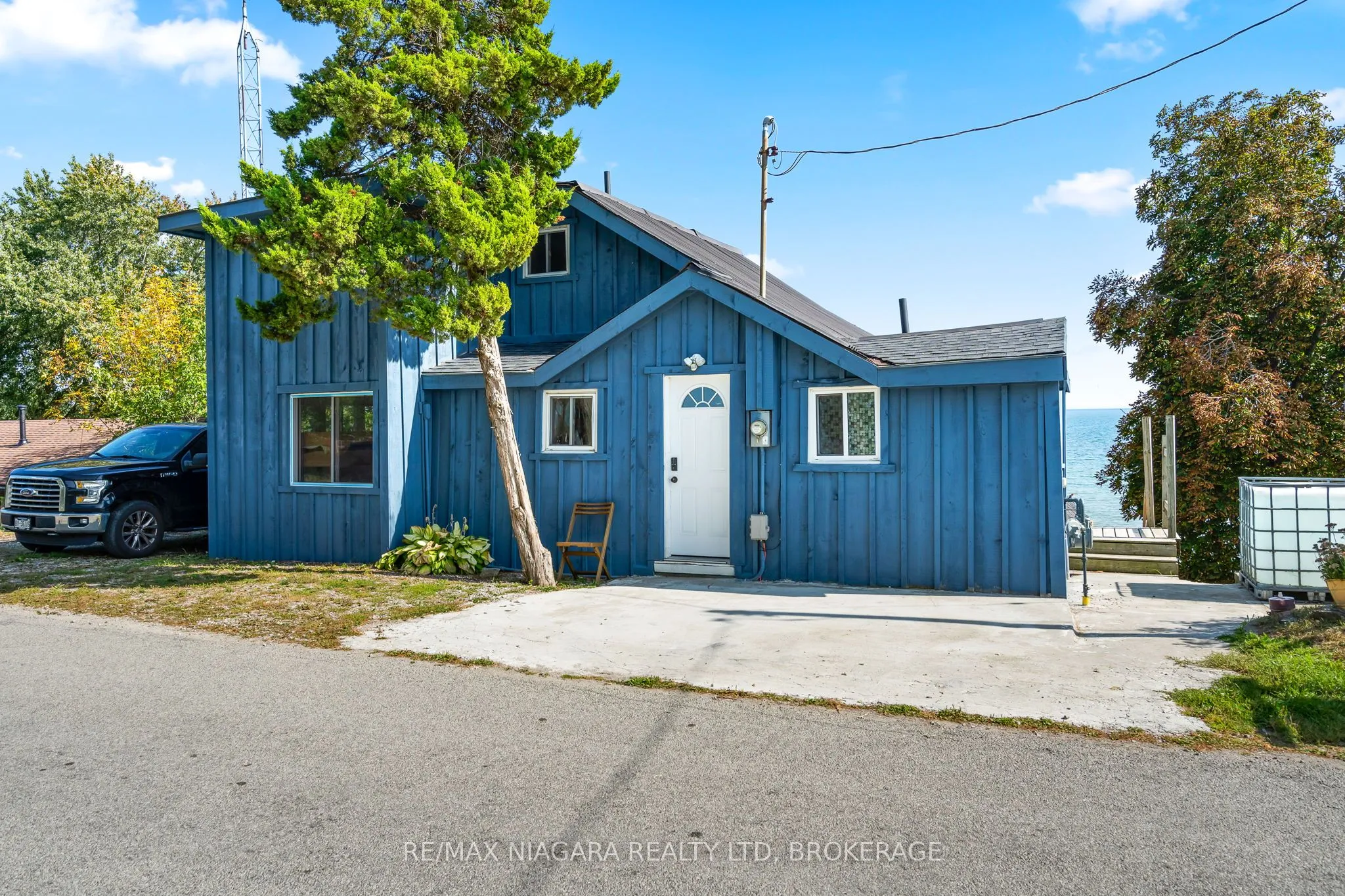 105 LIGHTHOUSE Drive, ON N1A 2W6