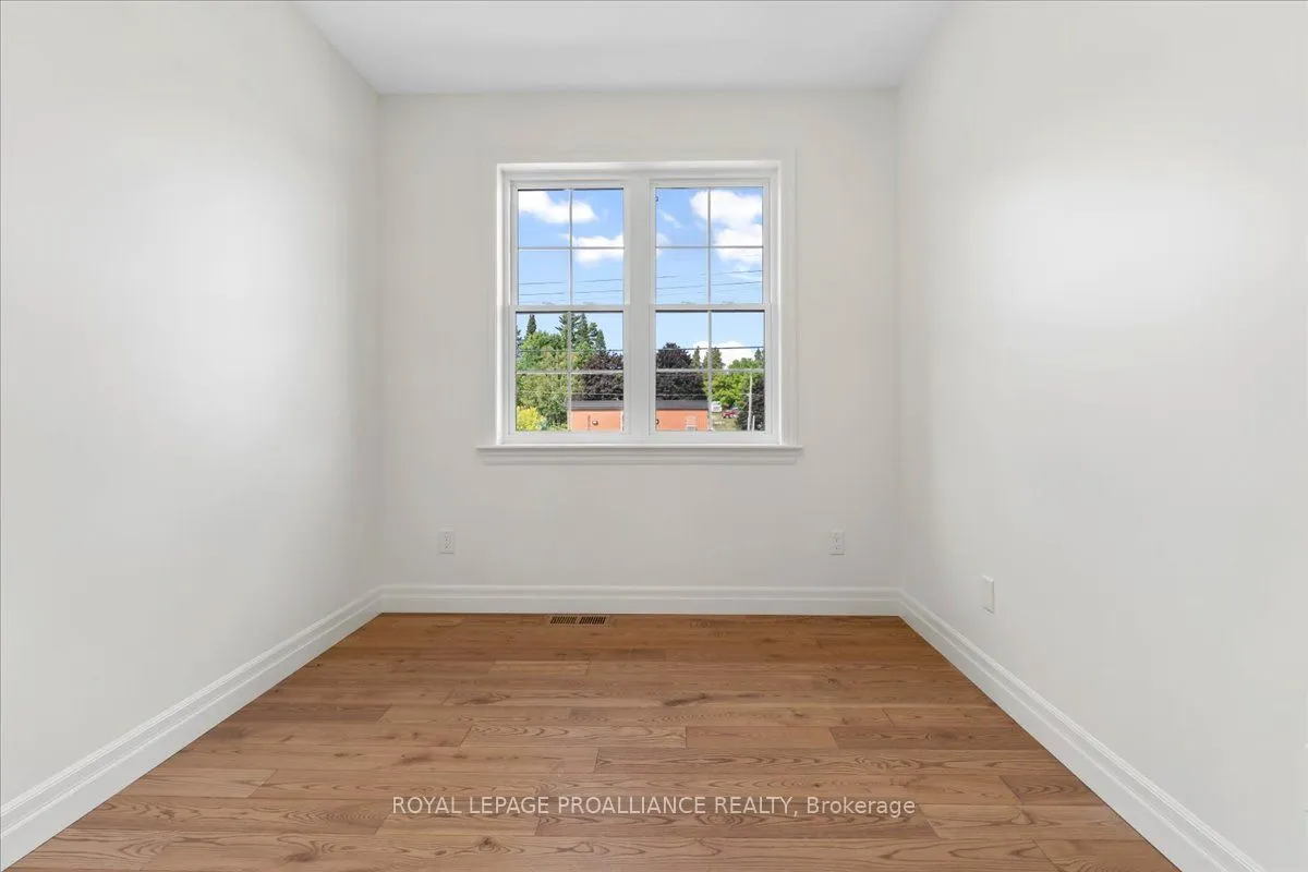 163 Pomeroy Avenue, ON K0K 3J0