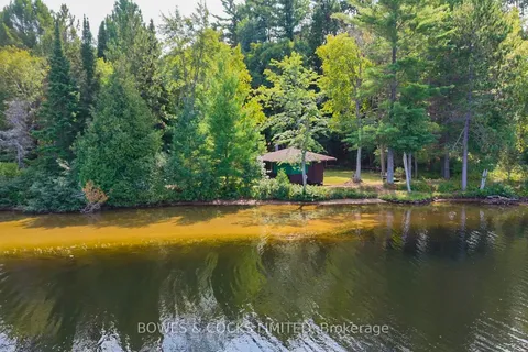 915 Madawaska River Drive, ON K0J 1L0