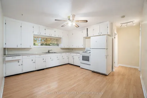 309 Picton Avenue, ON K1Z 6V4