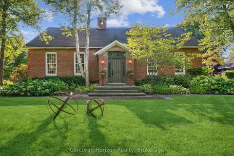 1553 BROCK Road, ON L9H 5E4