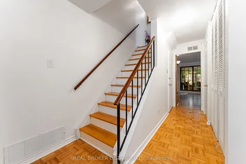 77 Priam Way, ON K2H 8S7