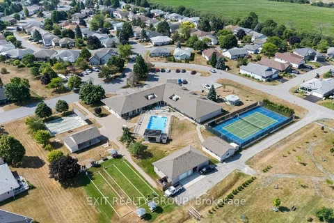 18 Gilbert Crescent, ON K0K 3L0