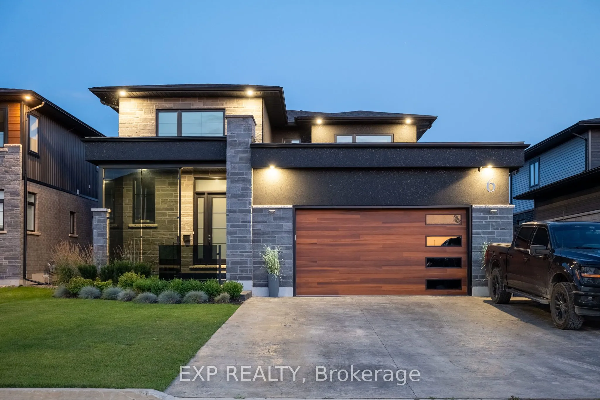 6 Cristallina Drive, ON L2V 0H3