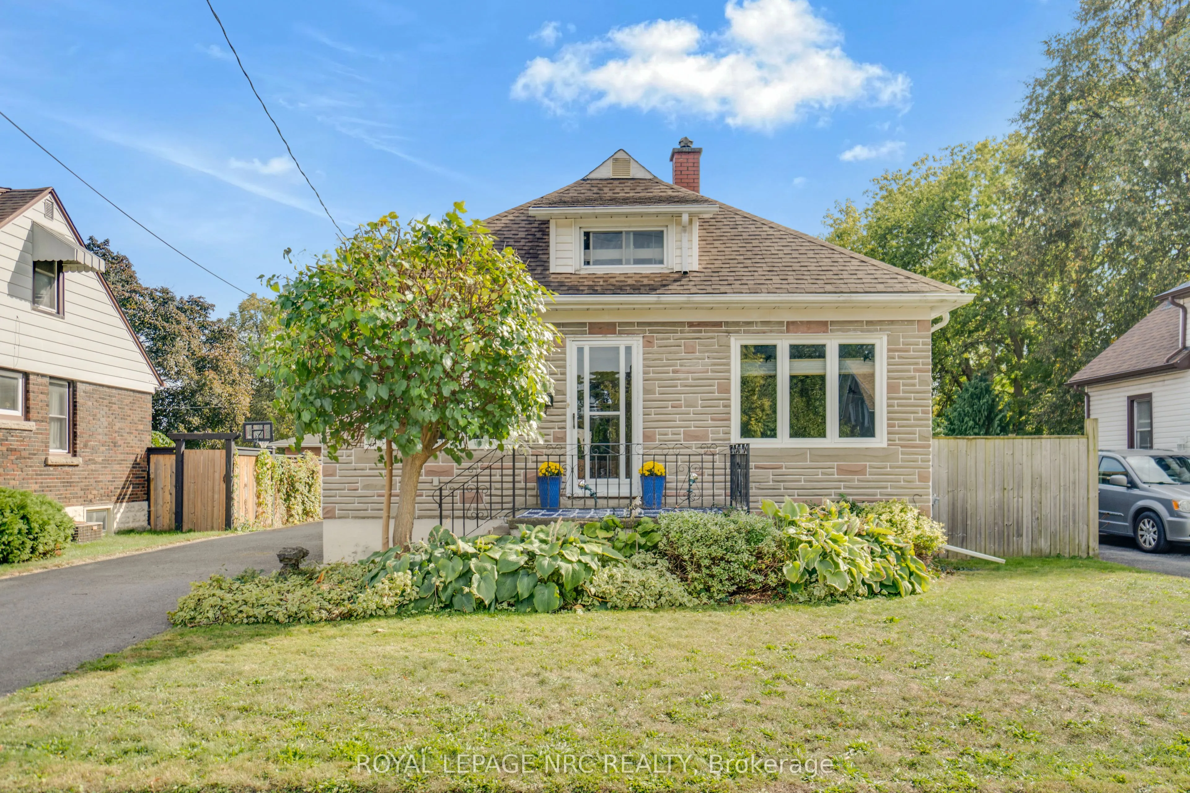 6440 Crawford Street, ON L2E 5Z2