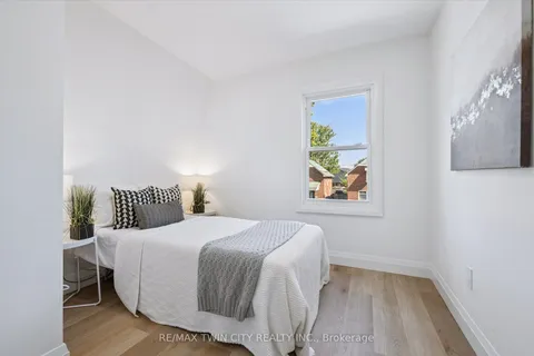 66 Trinity Street, ON N5A 4P4