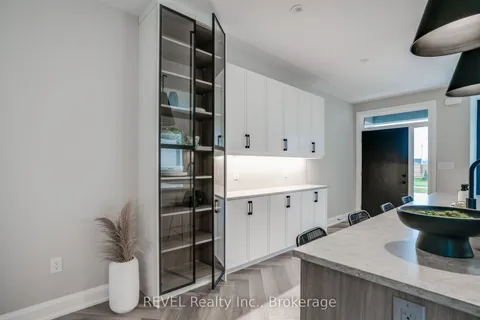 11 Stickles Street, ON L3C 3C3