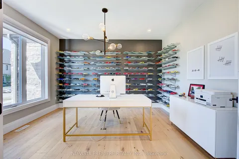 7442 SILVER CREEK Crescent, ON N6P 0G6