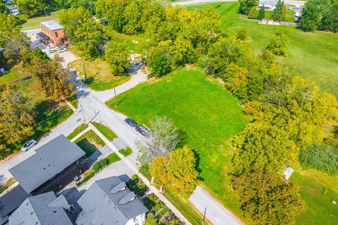 70 BRIDGE Street, ON L0S 1K0