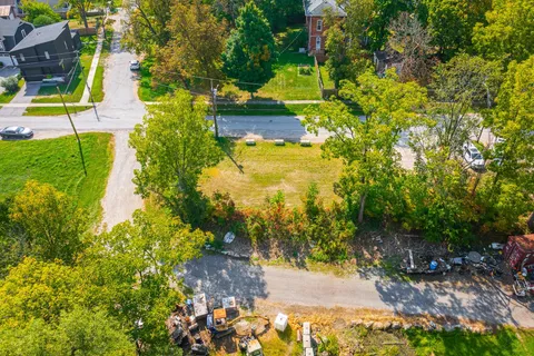 64 BRIDGE Street, ON L0S 1K0