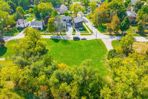 64 BRIDGE Street, ON L0S 1K0