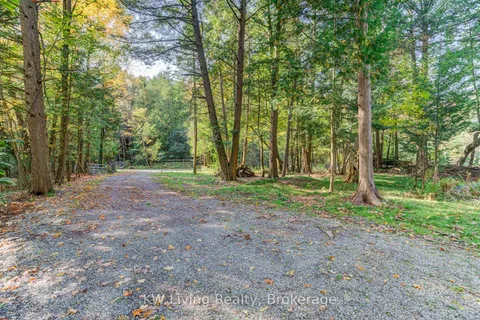 6 Cardinal Drive, ON K0M 2T0