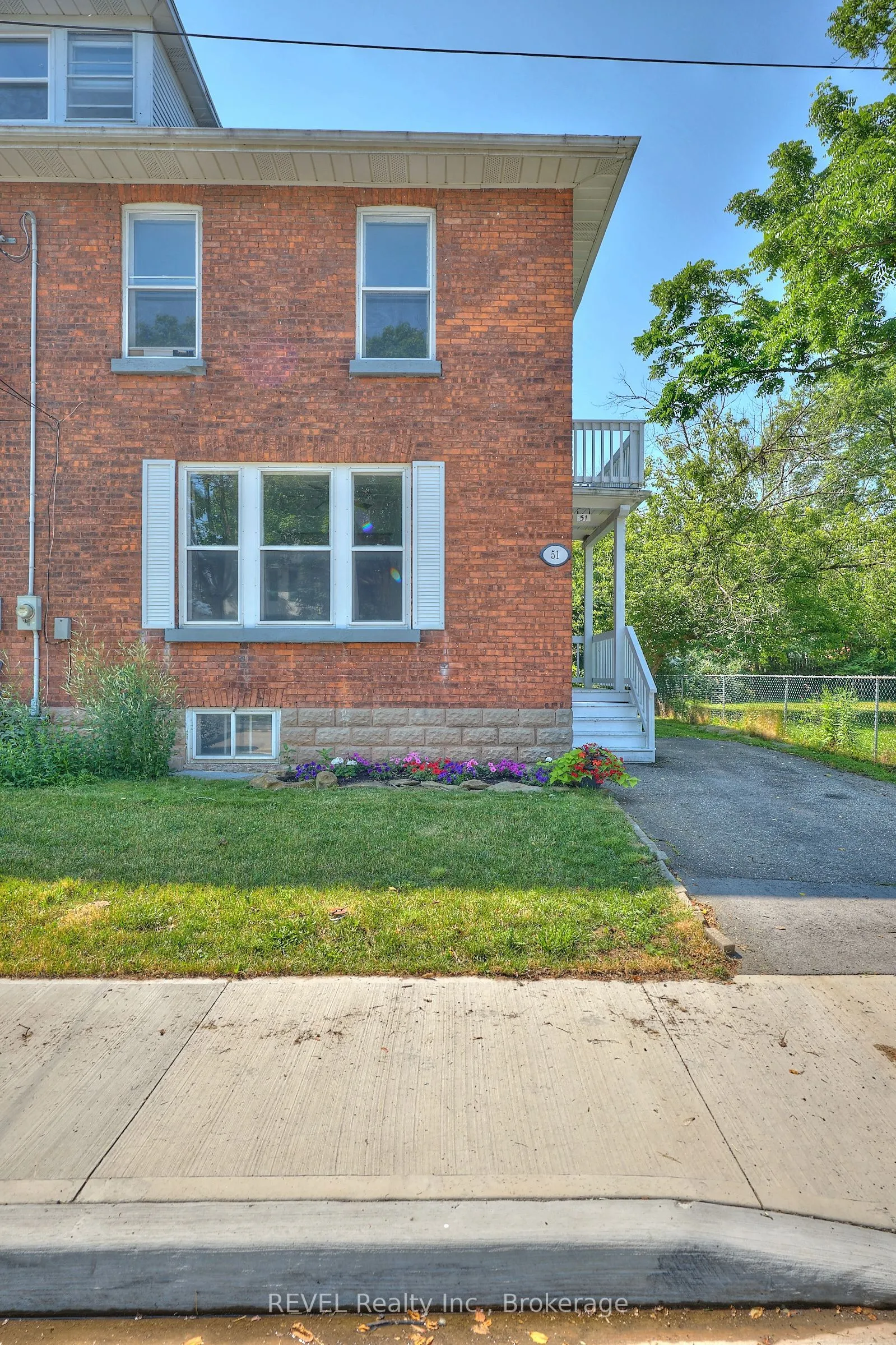 51 Grove Street, ON L3B 4B3