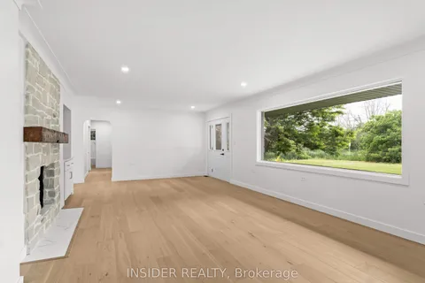 1802 Sydenham Road, ON K7L 4V4