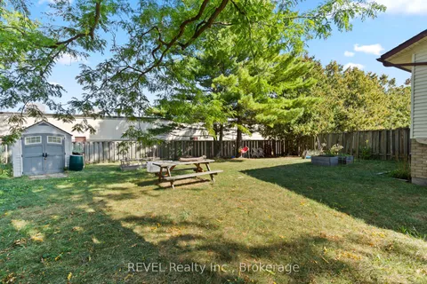 26 Vintage Crescent, ON L2S 3C2