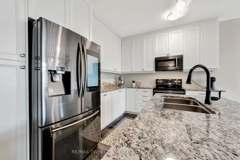 592 Mayapple Street, ON N2V 0E3