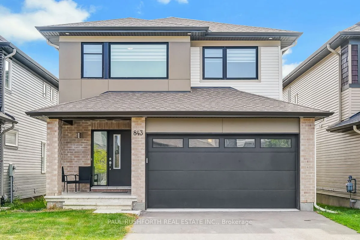 843 Sendero Way, ON K2S 2W9