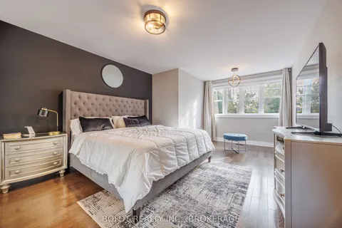 28 Windsor Circle, ON L0S 1J0