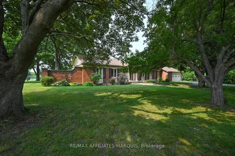 2995 43 Road, ON K7A 5B8