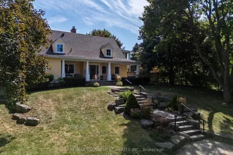 196 Dundas Street, ON L0R 2H0