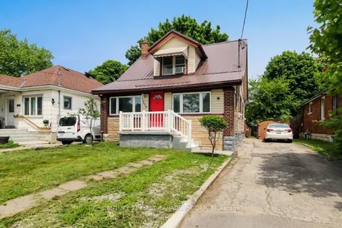 776 Quebec Street, ON N5Y 1X4